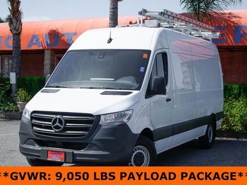Used 2019 Mercedes-Benz Sprinter 170 Cargo image 4