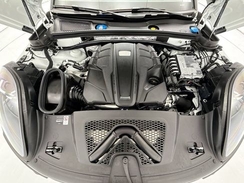 Used 2026 Porsche Macan S AWD/4WD image 28