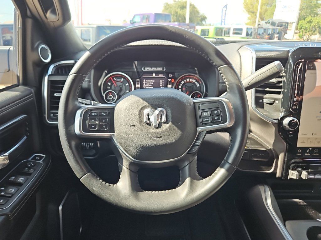 Used 2022 RAM 3500 Laramie AWD/4WD image 28