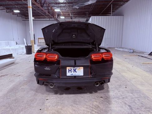 Used 2019 Chevrolet Camaro LT image 27