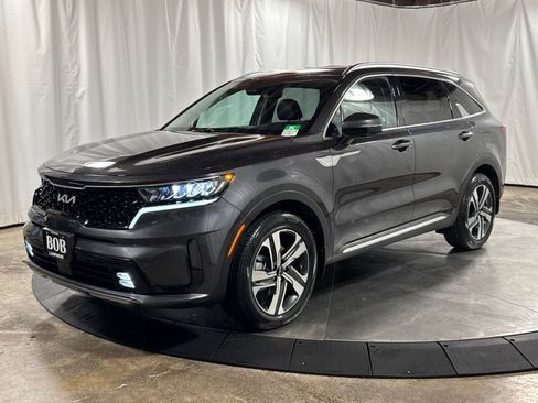 Certified 2023 Kia Sorento EX AWD/4WD image 1