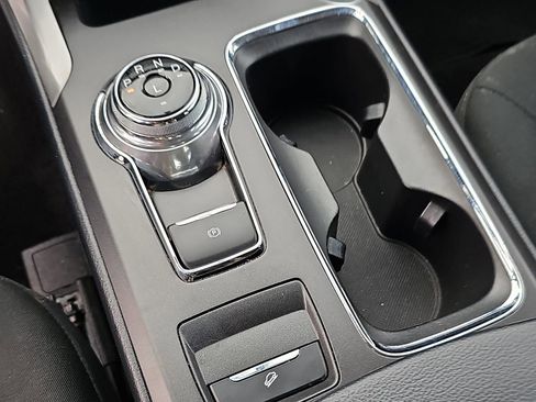 Used 2017 Ford Fusion SE w/ Fusion SE Technology Package image 29