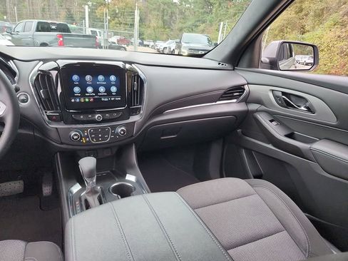 Certified 2023 Chevrolet Traverse LT image 12