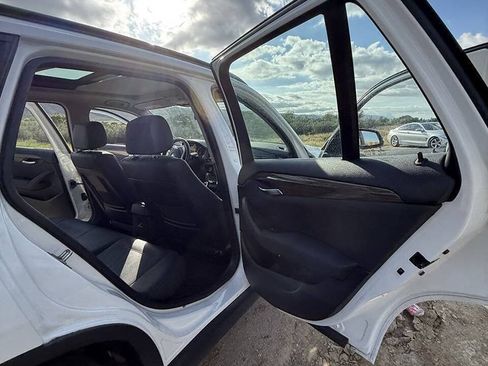 Used 2014 BMW X1 sDrive28i RWD image 11