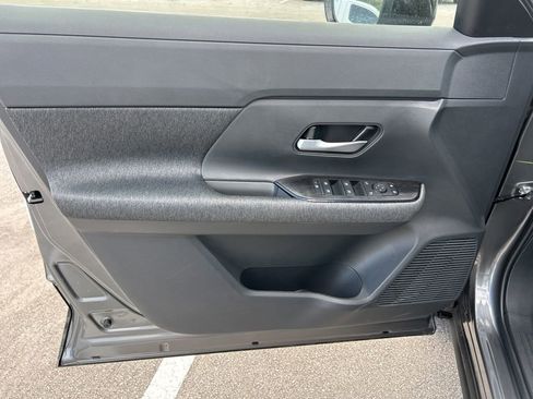 New 2026 Nissan Kicks SV w/ SV Premium Package FWD image 17