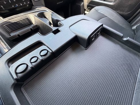 Used 2018 RAM 2500 Laramie AWD/4WD image 25