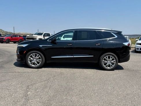 Used 2022 Buick Enclave Premium w/ Experience Buick Package AWD/4WD image 2