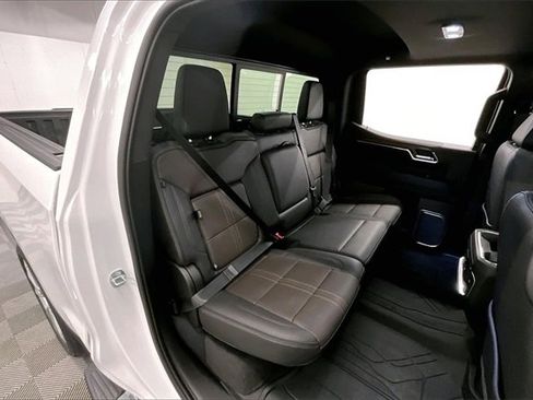 Used 2022 Chevrolet Silverado 1500 High Country w/ High Country Premium Package image 23