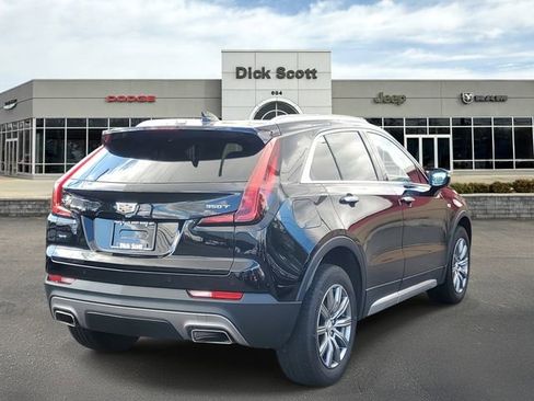 Used 2021 Cadillac XT4 Premium Luxury w/ Cold Weather Package image 6