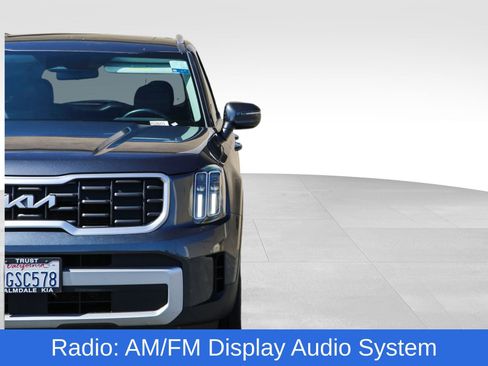 Used 2023 Kia Telluride S w/ S Sunroof Package image 4