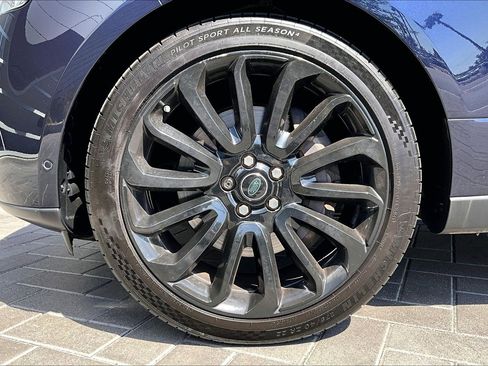 Used 2017 Land Rover Range Rover Long Wheelbase Autobiography AWD/4WD image 9