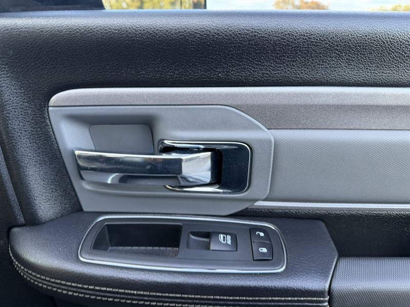Used 2018 RAM 2500 Power Wagon w/ Leather & Luxury Group AWD/4WD image 17