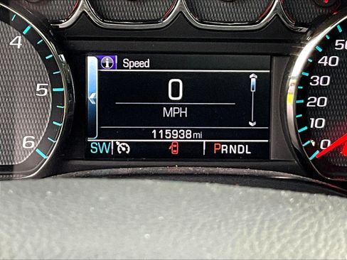 Used 2018 Chevrolet Silverado 1500 LT w/ All Star Edition AWD/4WD image 14