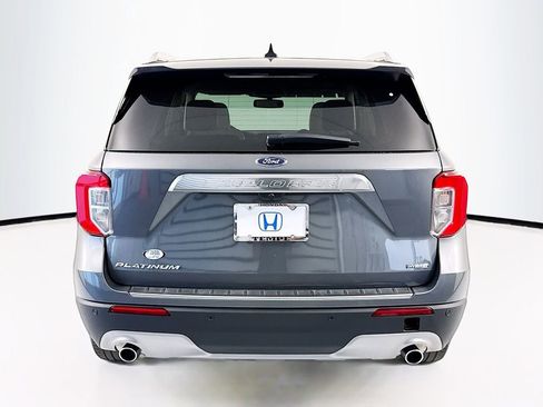Used 2023 Ford Explorer Platinum RWD image 6