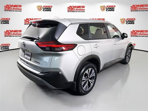 Certified 2023 Nissan Rogue SV image 16