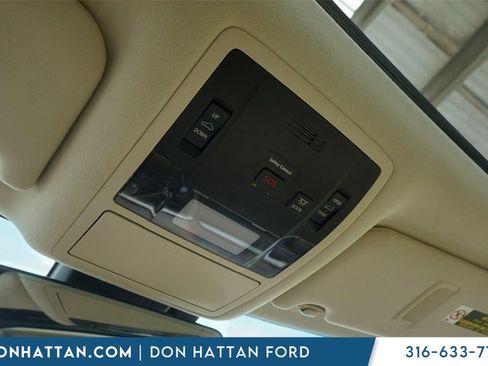 Used 2019 Lexus RX 450h AWD image 16