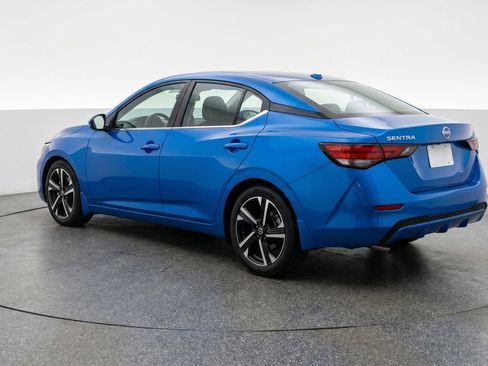 Used 2025 Nissan Sentra SV FWD image 6