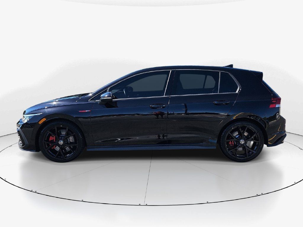 Used 2024 Volkswagen GTI SE FWD image 10