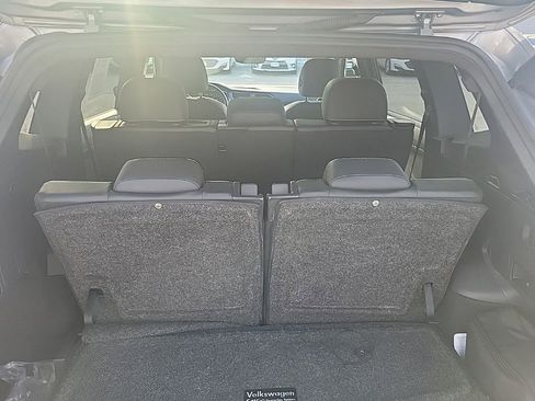 Used 2021 Volkswagen Tiguan SEL Premium R-Line w/ 3rd Row Seat Package image 12