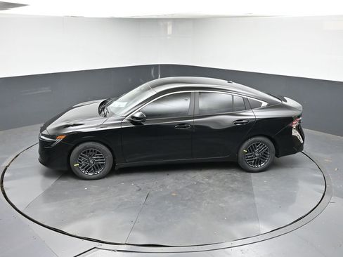 New 2026 Nissan Sentra SV image 32