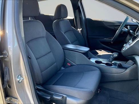 Used 2024 Chevrolet Malibu LT FWD image 27