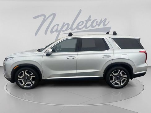 Used 2023 Hyundai Palisade SEL AWD/4WD image 6