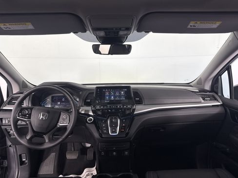 Certified 2024 Honda Odyssey Touring image 28