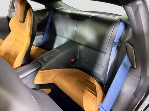 Used 2023 Ferrari Roma RWD image 19