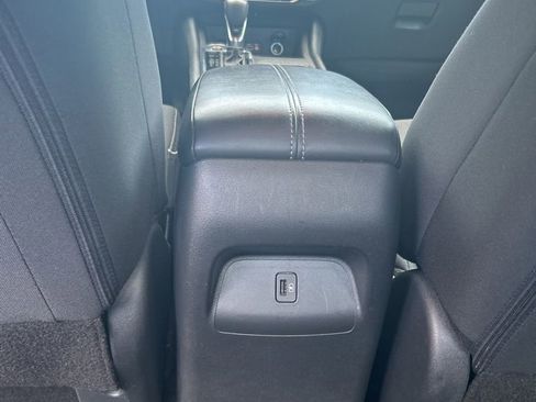 Used 2024 Nissan Sentra SV FWD image 18