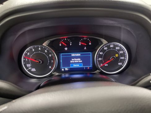 Used 2023 GMC Acadia SLE w/ Driver Convenience Package image 32