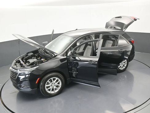 Used 2024 Chevrolet Equinox LS FWD image 61