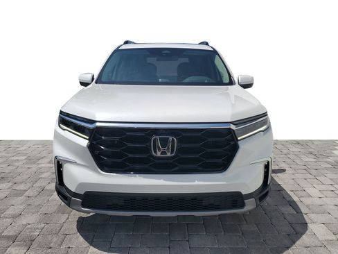 Used 2024 Honda Pilot Elite image 2
