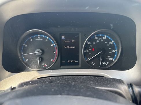 Used 2017 Toyota RAV4 XLE FWD image 14