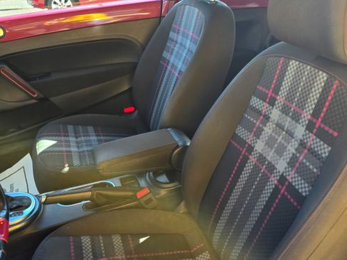 Used 2017 Volkswagen Beetle #PinkBeetle image 26