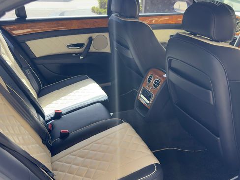 Used 2017 Bentley Flying Spur S V8 AWD/4WD image 8