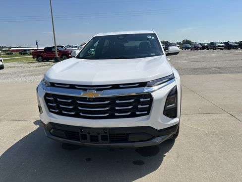 Used 2026 Chevrolet Equinox LT w/ Convenience Package II AWD/4WD image 6