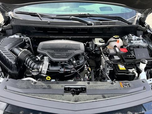 Used 2025 Cadillac XT6 Sport w/ Platinum Package AWD/4WD image 9