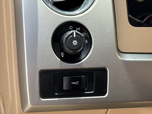 Used 2013 Ford F150 King Ranch w/ King Ranch Luxury Pkg AWD/4WD image 22