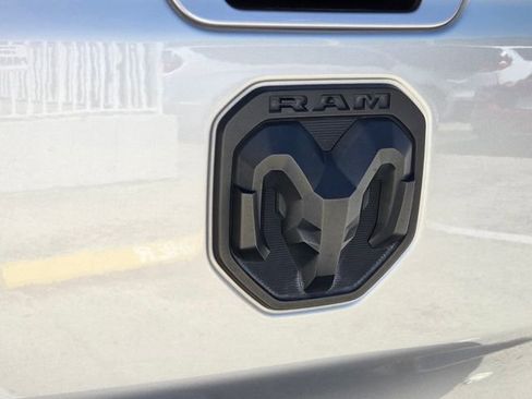 Certified 2022 RAM 1500 Laramie AWD/4WD image 10