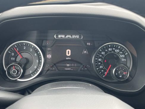 Used 2025 RAM 1500 Big Horn AWD/4WD image 23