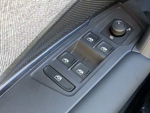 New 2026 Volkswagen Tiguan S FWD image 23