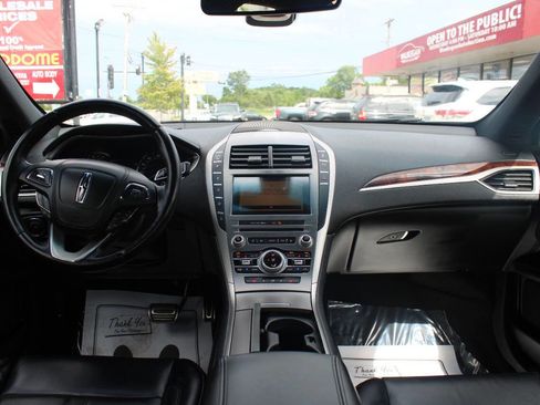 Used 2019 Lincoln MKZ Reserve w/ Reserve Plus Package image 20