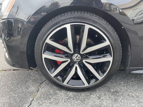 Used 2013 Volkswagen Jetta GLI Autobahn image 11