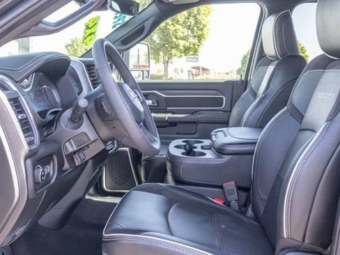 Used 2026 RAM 2500 Laramie AWD/4WD image 5