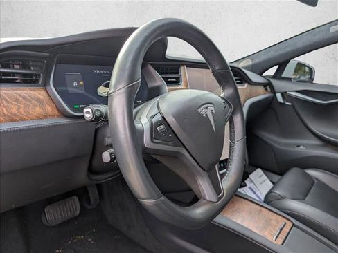 Used 2019 Tesla Model S Long Range image 10