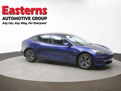 Used 2023 Tesla Model 3 Standard Range image 46