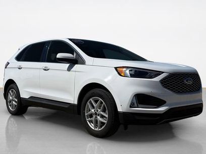 Used 2024 Ford Edge SEL w/ Convenience Package