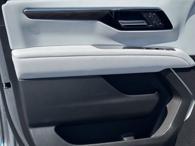 New 2026 Chevrolet Suburban Premier AWD/4WD image 20