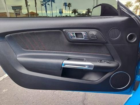 Used 2017 Ford Mustang GT Premium w/ Equipment Group 401A image 13