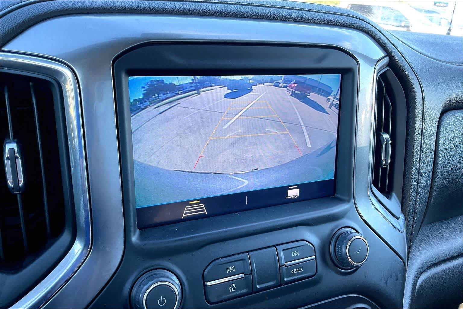 Used 2022 Chevrolet Silverado 1500 LT AWD/4WD image 28